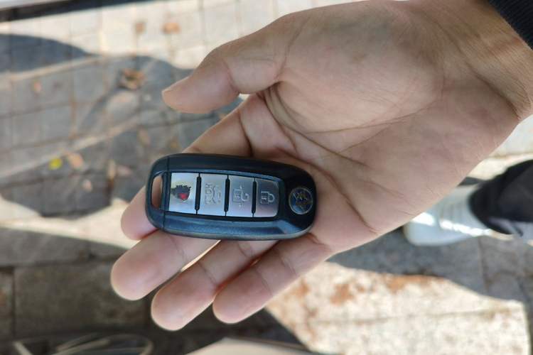Used Venucia D60 2019 1.6L XL CVT Smart Connect Elite Edition Vehicle Key
