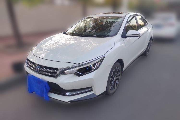 Venucia D60 2019 100 000 Glory 1.6L XL Manual Chenku Edition China VI d’occasion Guazi used car, China used car export, Used car for sale, Used  cars, Cheapest cars for sale