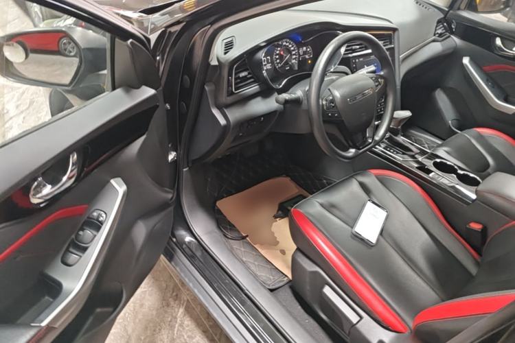 Used Venucia D60 2020 1.6L XL CVT Enjoyment Edition Driver Seat