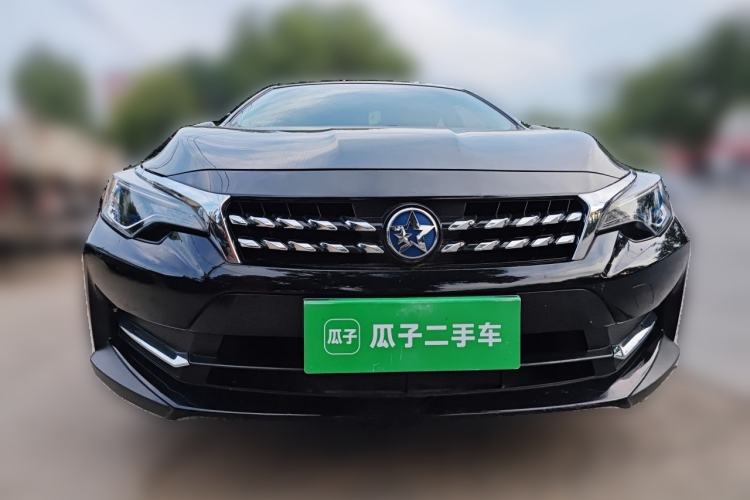 Used Venucia D60 2020 1.6L XL Manual Enjoyment Edition Front
