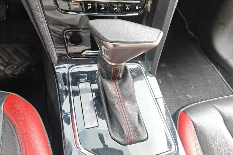 Used Venucia D60 2020 1.6L XL CVT Enjoyment Edition Gear Lever