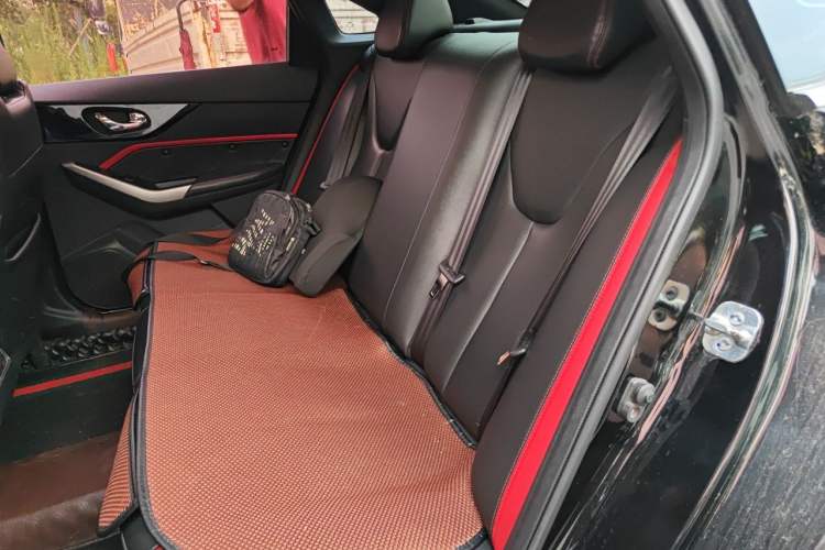 Used Venucia D60 2020 1.6L XL Manual Enjoyment Edition Left Rear Seat