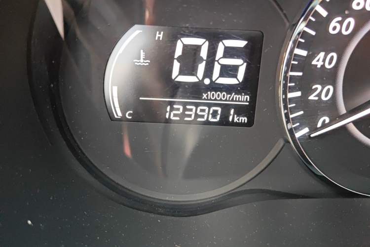 Used Venucia D60 2020 1.6L XL Manual Enjoyment Edition Odometer Close Up