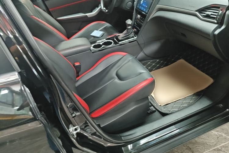 Used Venucia D60 2020 1.6L XL CVT Enjoyment Edition Right Front Seat