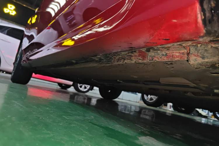 Used Venucia D60 2020 1.6L XL CVT Enjoyment Edition Right Side Sill