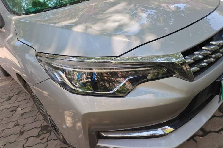 Used Venucia D60 2020 1.6L XL CVT Enjoyment Edition Right Front Headlight