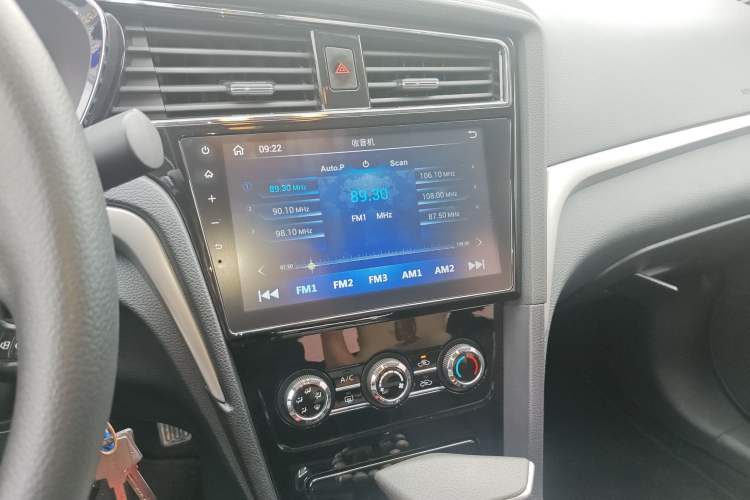 Used Venucia D60 2020 1.6L XE CVT Enjoyment Edition Audio And AC Panel