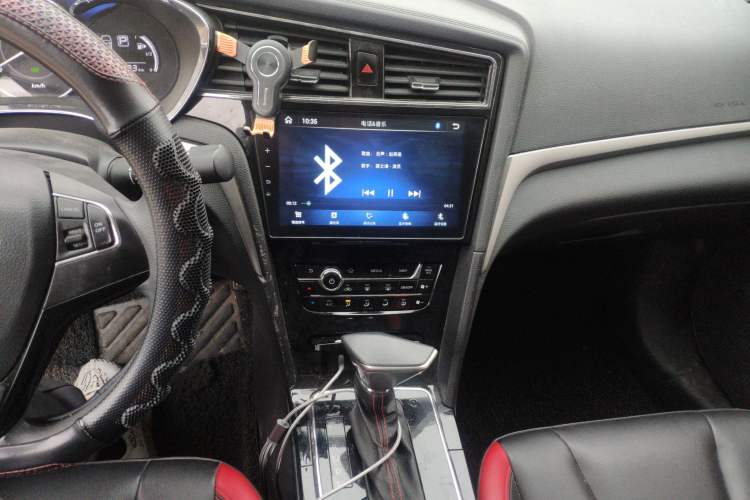 Used Venucia D60 2020 1.6L XL CVT Enjoyment Edition Audio And AC Panel