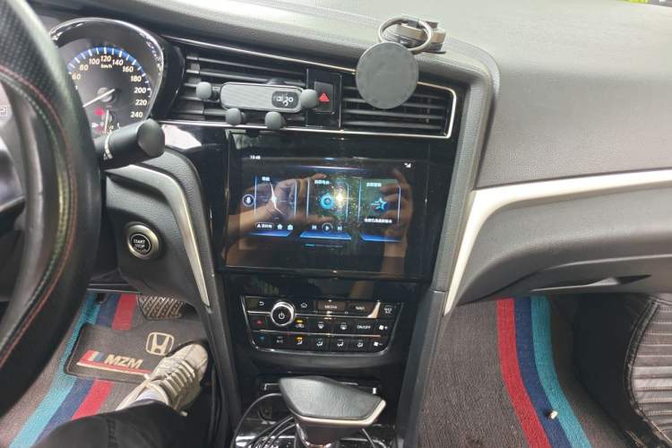 Used Venucia D60 2020 1.6L XL CVT Enjoyment Edition Audio And AC Panel