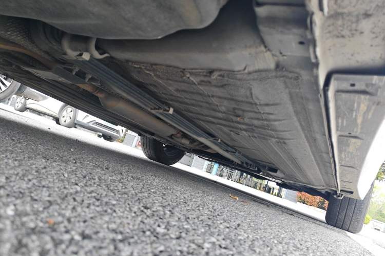 Used Venucia D60 2020 1.6L Entry Manual Comfort Edition Chassis Rear Right
