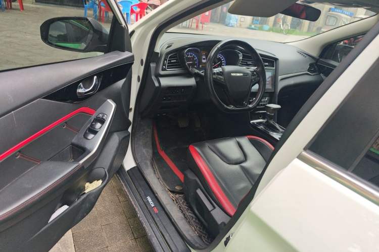 Used Venucia D60 2020 1.6L XL CVT Enjoyment Edition Driver Seat
