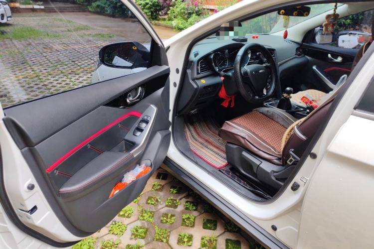 Used Venucia D60 2020 1.6L Entry Manual Comfort Edition Driver Seat