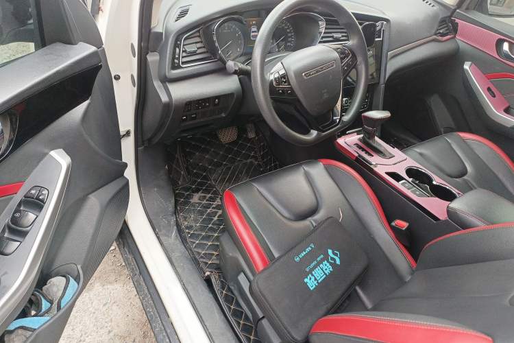 Used Venucia D60 2020 1.6L XL CVT Enjoyment Edition Driver Seat
