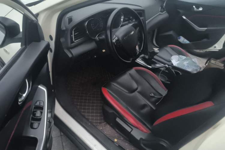 Used Venucia D60 2020 1.6L XE CVT Enjoyment Edition Driver Seat