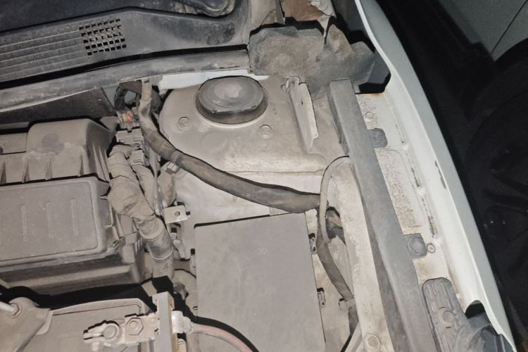 Used Venucia D60 2020 1.6L XL CVT Enjoyment Edition Engine Bay Left