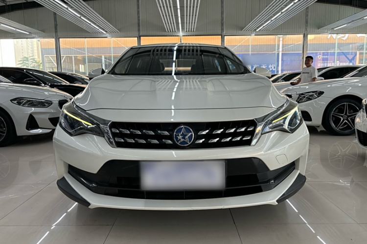 Used Venucia D60 2020 1.6L XE CVT Enjoyment Edition Exterior 1