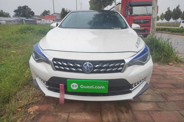 Used Venucia D60 2020 1.6L XL CVT Enjoyment Edition Exterior 1