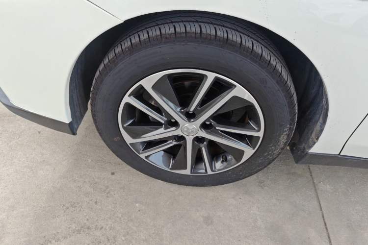 Used Venucia D60 2020 1.6L XE CVT Enjoyment Edition Exterior 1