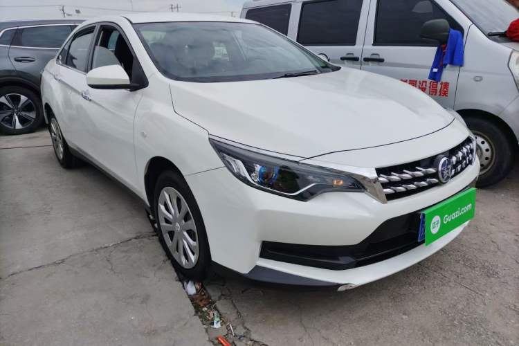 Used Venucia D60 2020 1.6L Entry Manual Comfort Edition Exterior 2