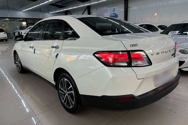 Used Venucia D60 2020 1.6L XE CVT Enjoyment Edition Exterior 3