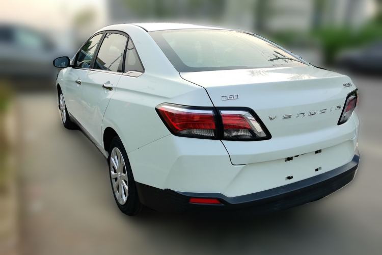 Used Venucia D60 2020 1.6L Entry Manual Comfort Edition Exterior 3