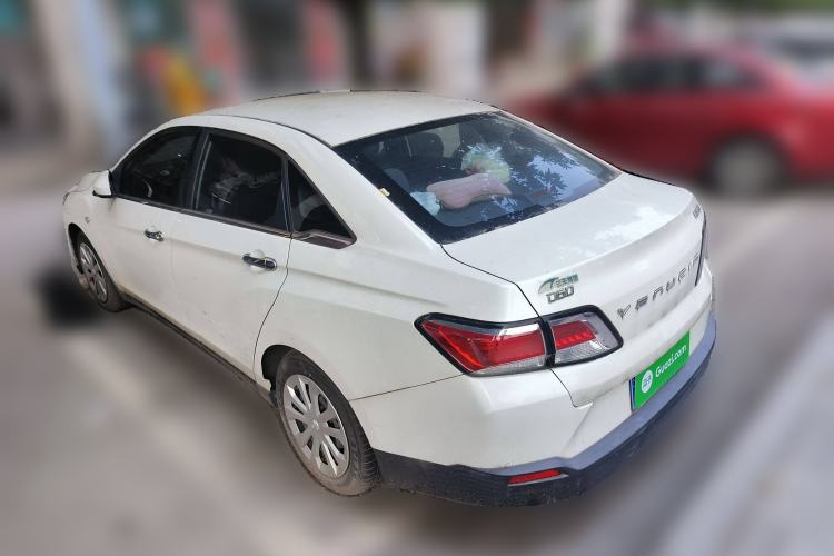 Used Venucia D60 2020 1.6L Entry Manual Comfort Edition Exterior 3