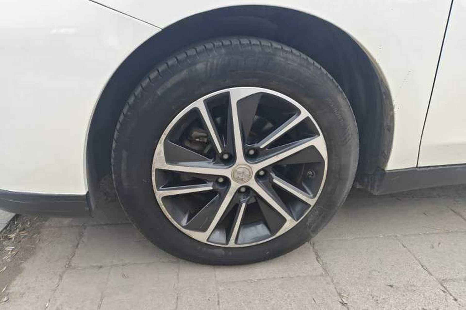 Used Venucia D60 2020 1.6L XL CVT Enjoyment Edition Exterior 4
