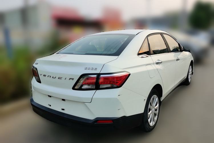 Used Venucia D60 2020 1.6L Entry Manual Comfort Edition Exterior 5