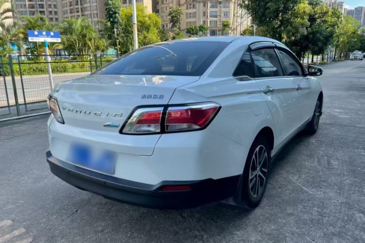 Used Venucia D60 2020 1.6L XL CVT Enjoyment Edition Exterior 5