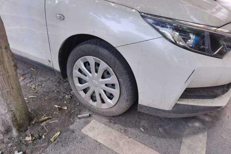 Used Venucia D60 2020 1.6L Entry Manual Comfort Edition Exterior 7