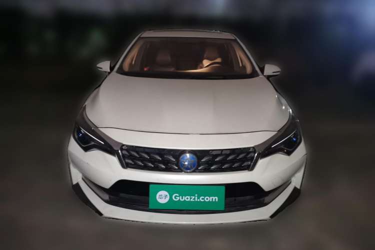 Used Venucia D60 2020 1.6L XL CVT Enjoyment Edition Front