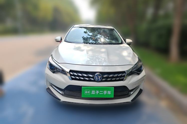 Used Venucia D60 2020 1.6L XL CVT Enjoyment Edition Front