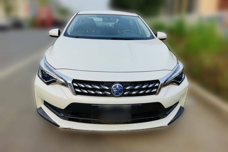 Used Venucia D60 2020 1.6L Entry Manual Comfort Edition Front
