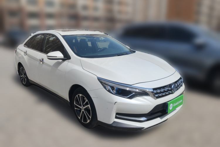 Used Venucia D60 2020 1.6L XL CVT Enjoyment Edition Front Right 45 Deg