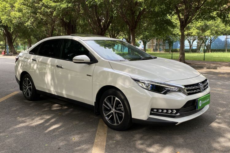 Used Venucia D60 2020 1.6L XL CVT Enjoyment Edition Front Right 45 Deg