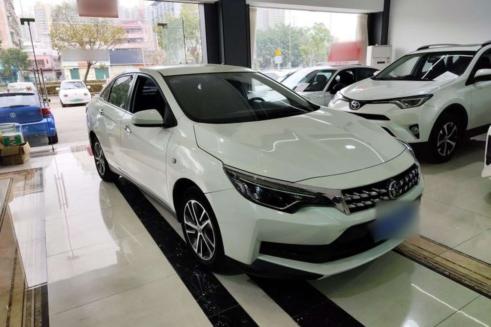 Used Venucia D60 2020 1.6L XE CVT Enjoyment Edition Front Right 45 Deg