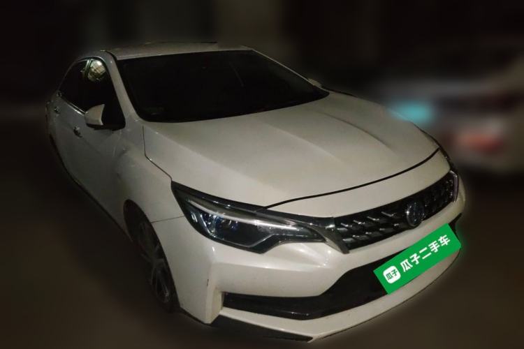 Used Venucia D60 2020 1.6L XE CVT Enjoyment Edition Front Right 45 Deg