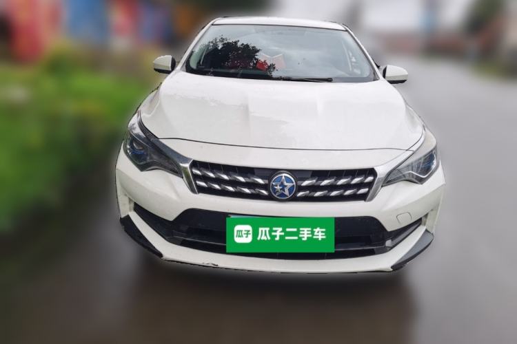 Used Venucia D60 2020 1.6L Entry Manual Comfort Edition Front