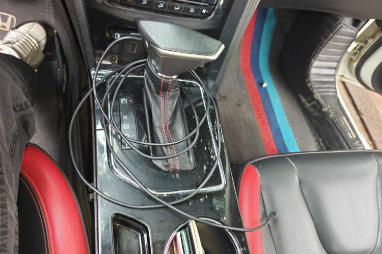 Used Venucia D60 2020 1.6L XL CVT Enjoyment Edition Gear Lever