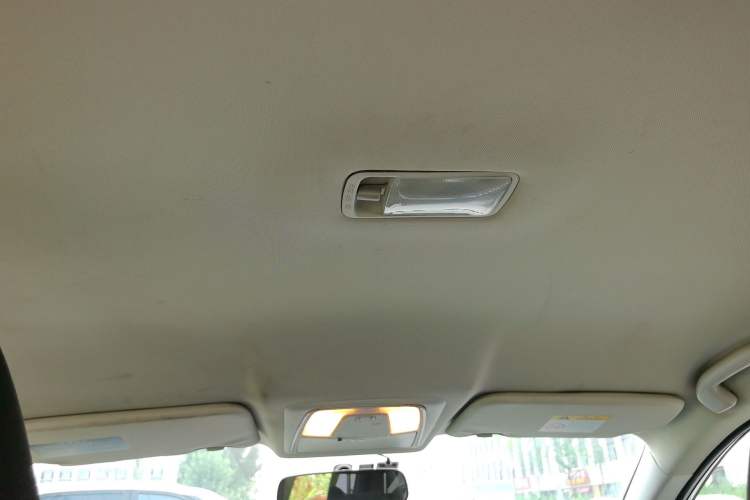 Used Venucia D60 2020 1.6L Entry Manual Comfort Edition Headliner