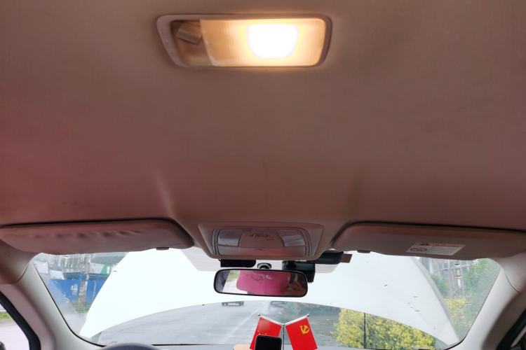 Used Venucia D60 2020 1.6L Entry Manual Comfort Edition Headliner