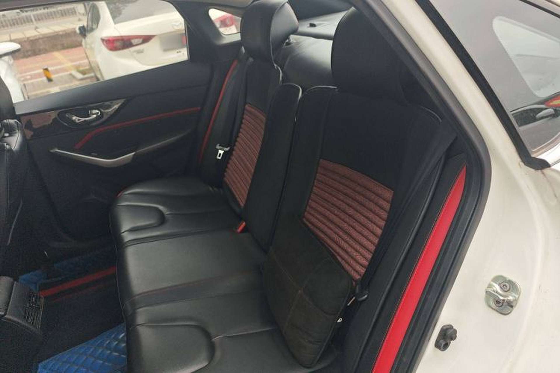 Used Venucia D60 2020 1.6L XE CVT Enjoyment Edition Interior 1