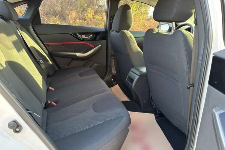 Used Venucia D60 2020 1.6L Entry Manual Comfort Edition Interior 2