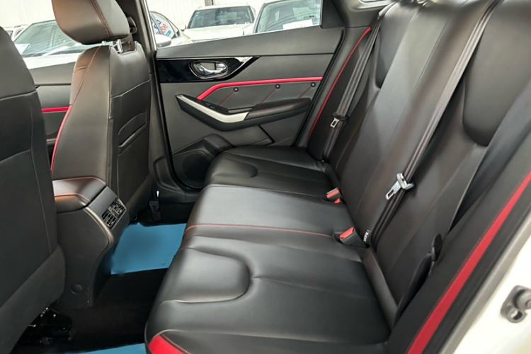 Used Venucia D60 2020 1.6L XE CVT Enjoyment Edition Interior 3