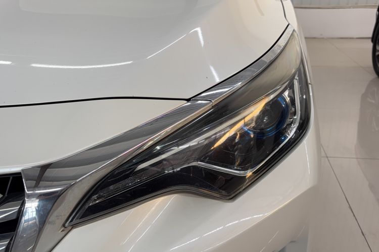 Used Venucia D60 2020 1.6L XE CVT Enjoyment Edition Left Front Headlight