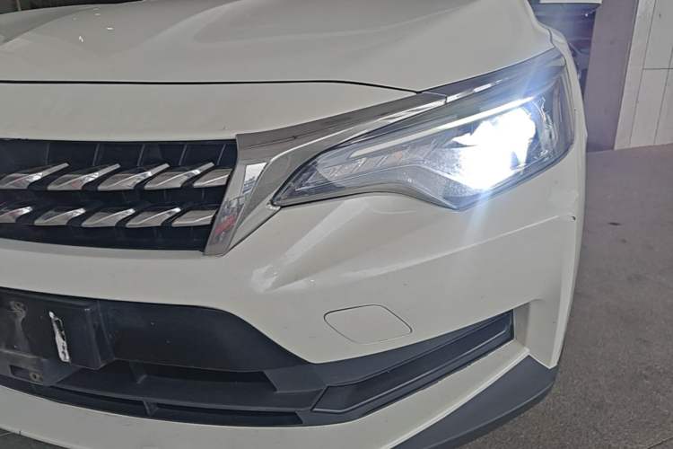 Used Venucia D60 2020 1.6L XE CVT Enjoyment Edition Left Front Headlight