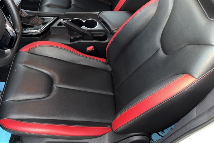 Used Venucia D60 2020 1.6L XE CVT Enjoyment Edition Left Front Seat
