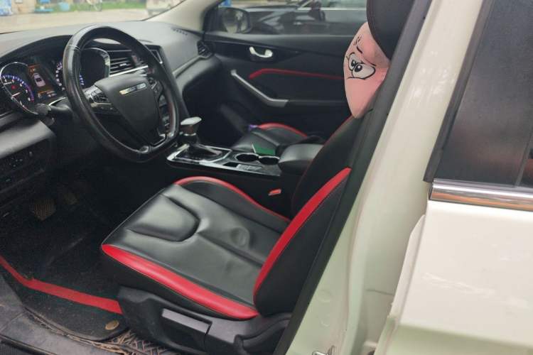Used Venucia D60 2020 1.6L XL CVT Enjoyment Edition Left Front Seat