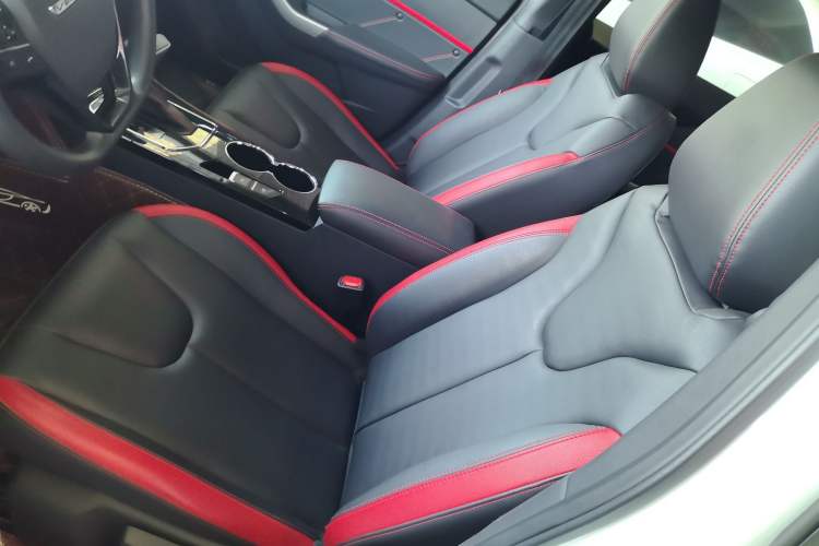 Used Venucia D60 2020 1.6L XL CVT Enjoyment Edition Left Front Seat