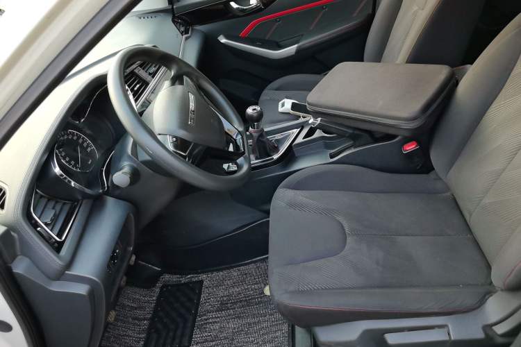 Used Venucia D60 2020 1.6L Entry Manual Comfort Edition Left Front Seat